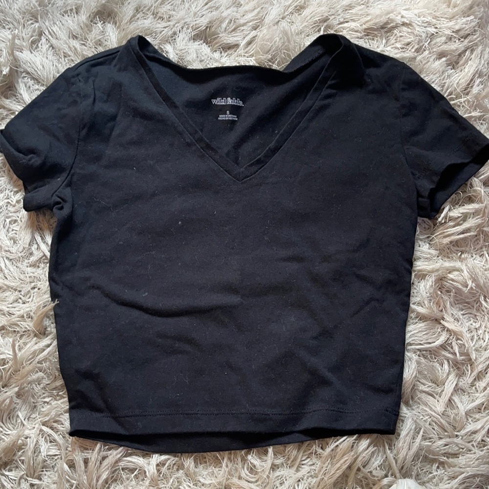 black, v neck wild fable top